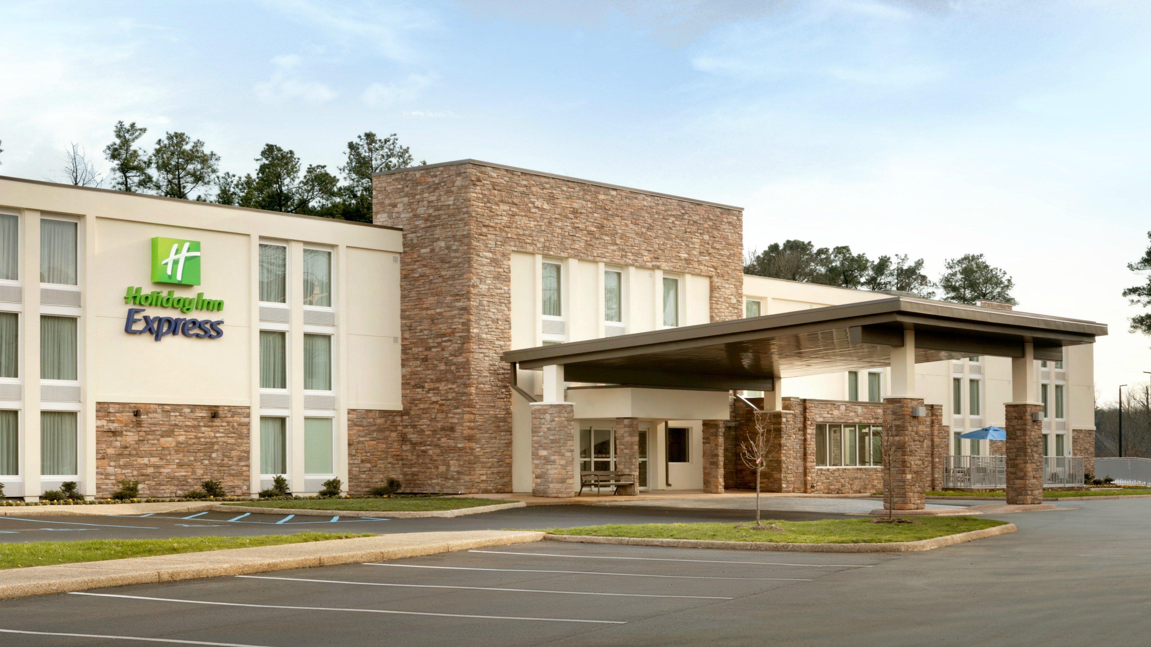 Holiday Inn Express - Williamsburg Busch Gardens Area, an IHG Hotel Exterior foto