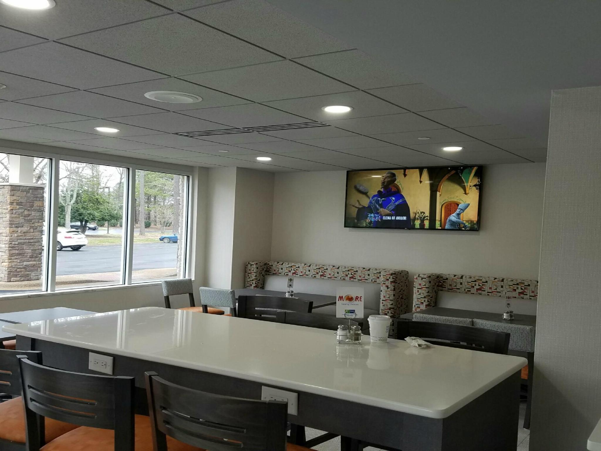 Holiday Inn Express - Williamsburg Busch Gardens Area, an IHG Hotel Exterior foto