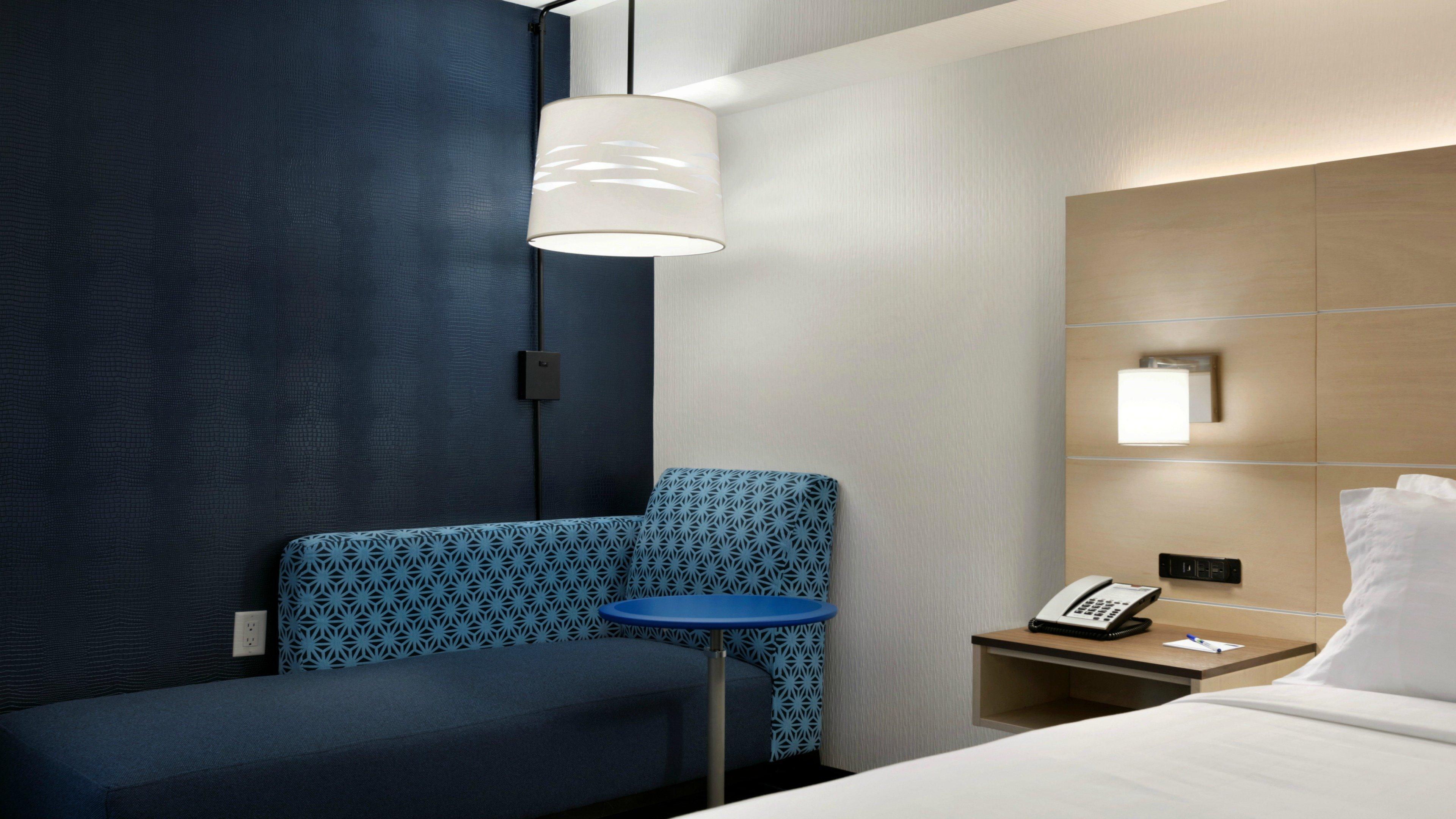 Holiday Inn Express - Williamsburg Busch Gardens Area, an IHG Hotel Exterior foto