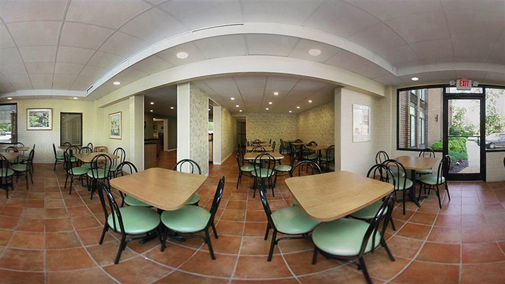 Holiday Inn Express - Williamsburg Busch Gardens Area, an IHG Hotel Exterior foto