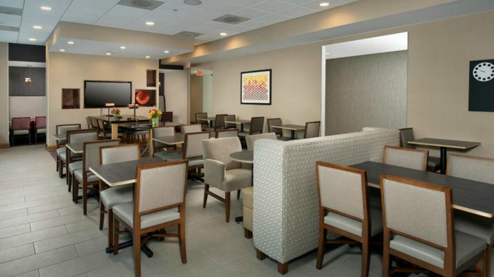 Holiday Inn Express - Williamsburg Busch Gardens Area, an IHG Hotel Exterior foto