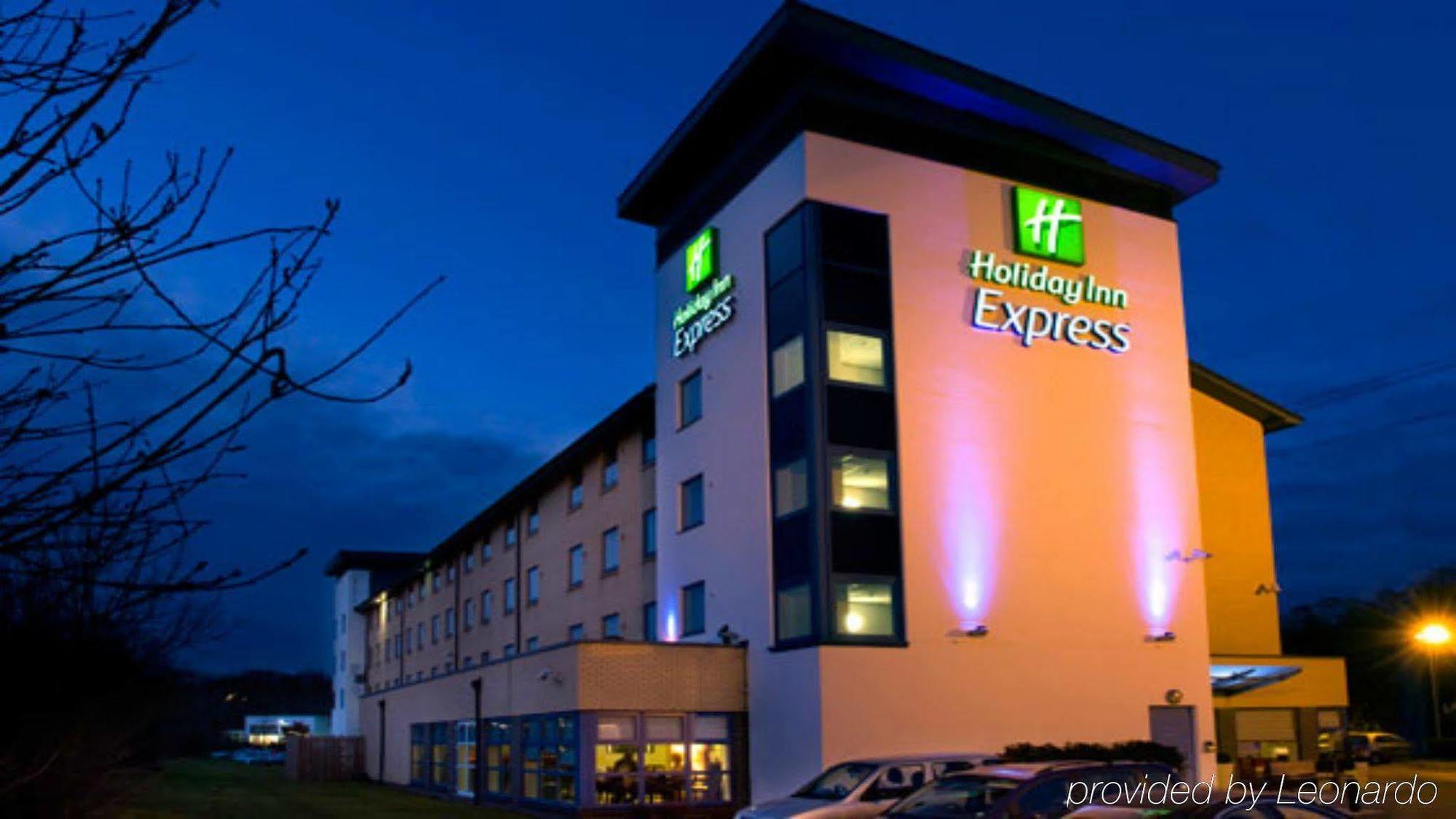 Holiday Inn Express - Williamsburg Busch Gardens Area, an IHG Hotel Exterior foto
